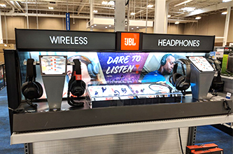 Headphone and earphone demonstration for JBL
